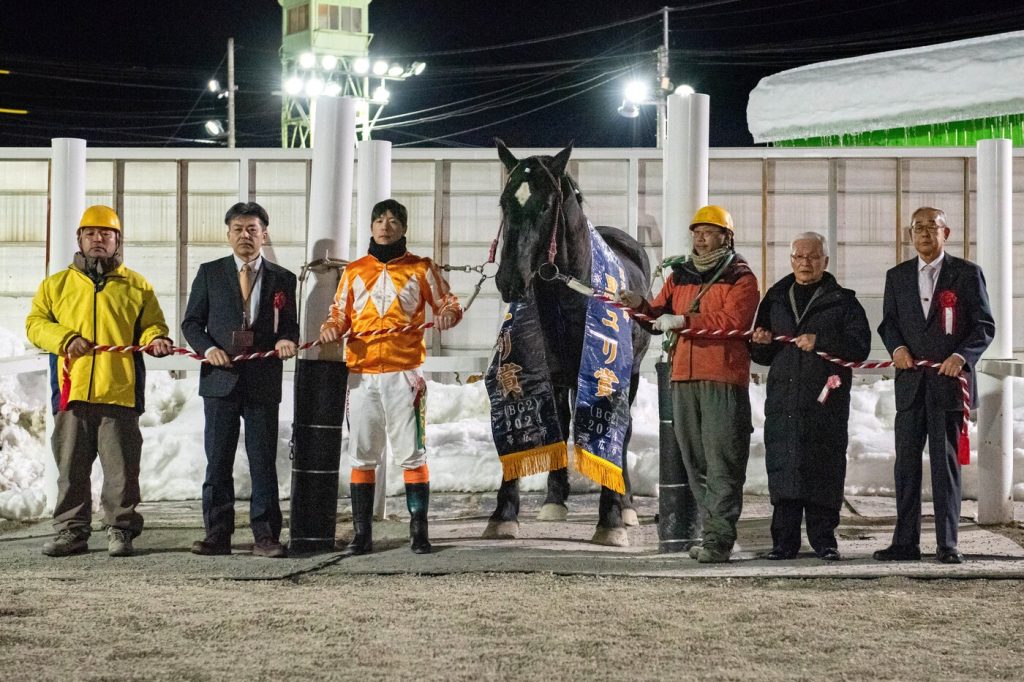 優勝したホクセイヒラリの関係者