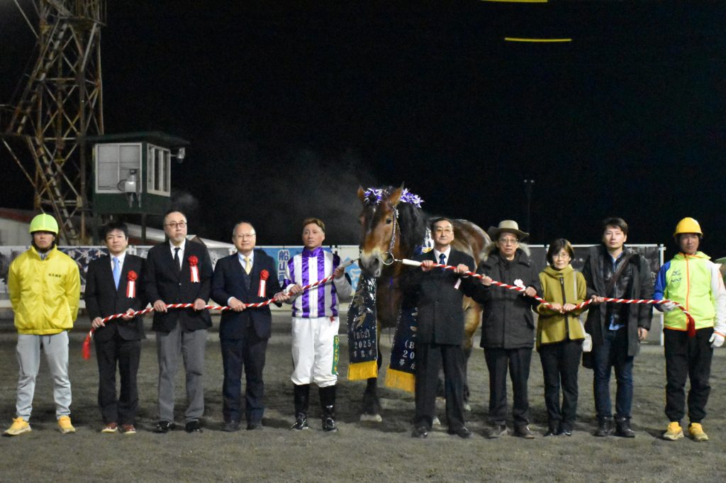 第47回チャンピオンカップを制したメムロボブサップの関係者